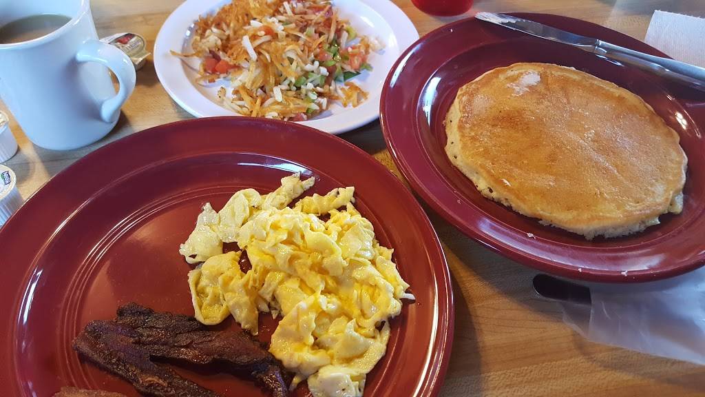 Varnell Cafe | restaurant | 3442 Cleveland Hwy, Dalton, GA 30721, USA | 7062595355 OR +1 706-259-5355