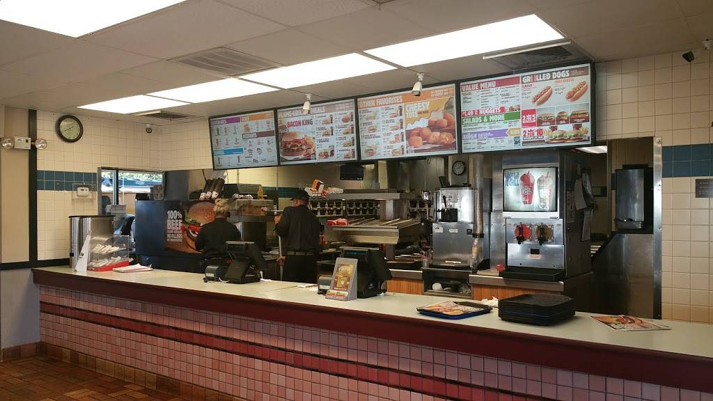 Burger King | restaurant | 1200 S Brentwood Blvd, Richmond Heights, MO 63117, USA | 3147263390 OR +1 314-726-3390