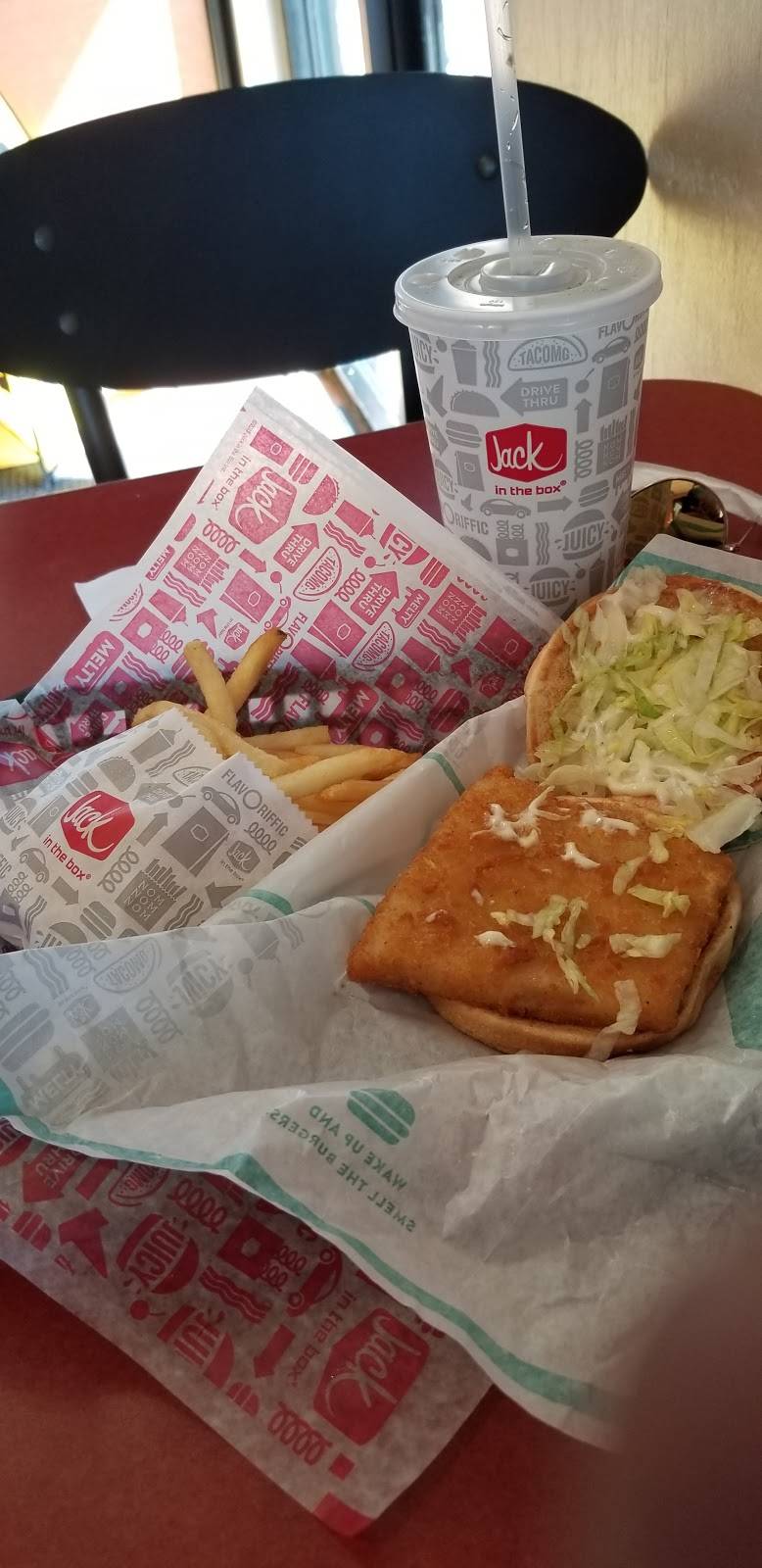 Jack in the Box | restaurant | 2420 E Beardsley Rd, Phoenix, AZ 85050, USA | 6024854030 OR +1 602-485-4030