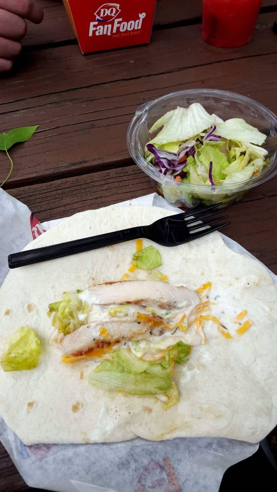 Dairy Queen Grill & Chill | restaurant | 1055 Veterans Pkwy, Clarksville, IN 47129, USA | 8122189127 OR +1 812-218-9127