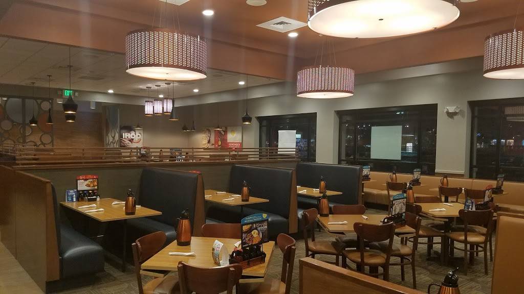 IHOP | bakery | 290 Larkin Dr, Monroe, NY 10950, USA | 8453959229 OR +1 845-395-9229