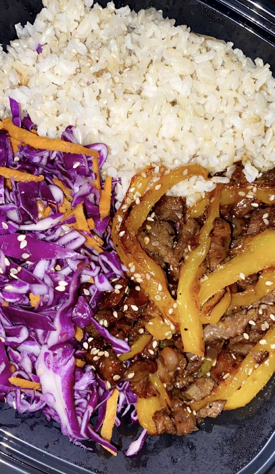 Franchescas Empanadas Cafe | restaurant | 428 S Highland Ave, Baltimore, MD 21224, USA | 6672604877 OR +1 667-260-4877