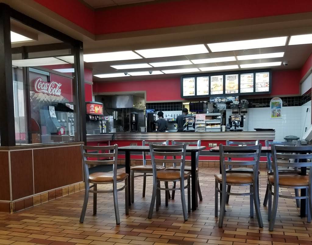 Hardees | restaurant | 3601 Country Club Dr, Jefferson City, MO 65109, USA | 5738935516 OR +1 573-893-5516