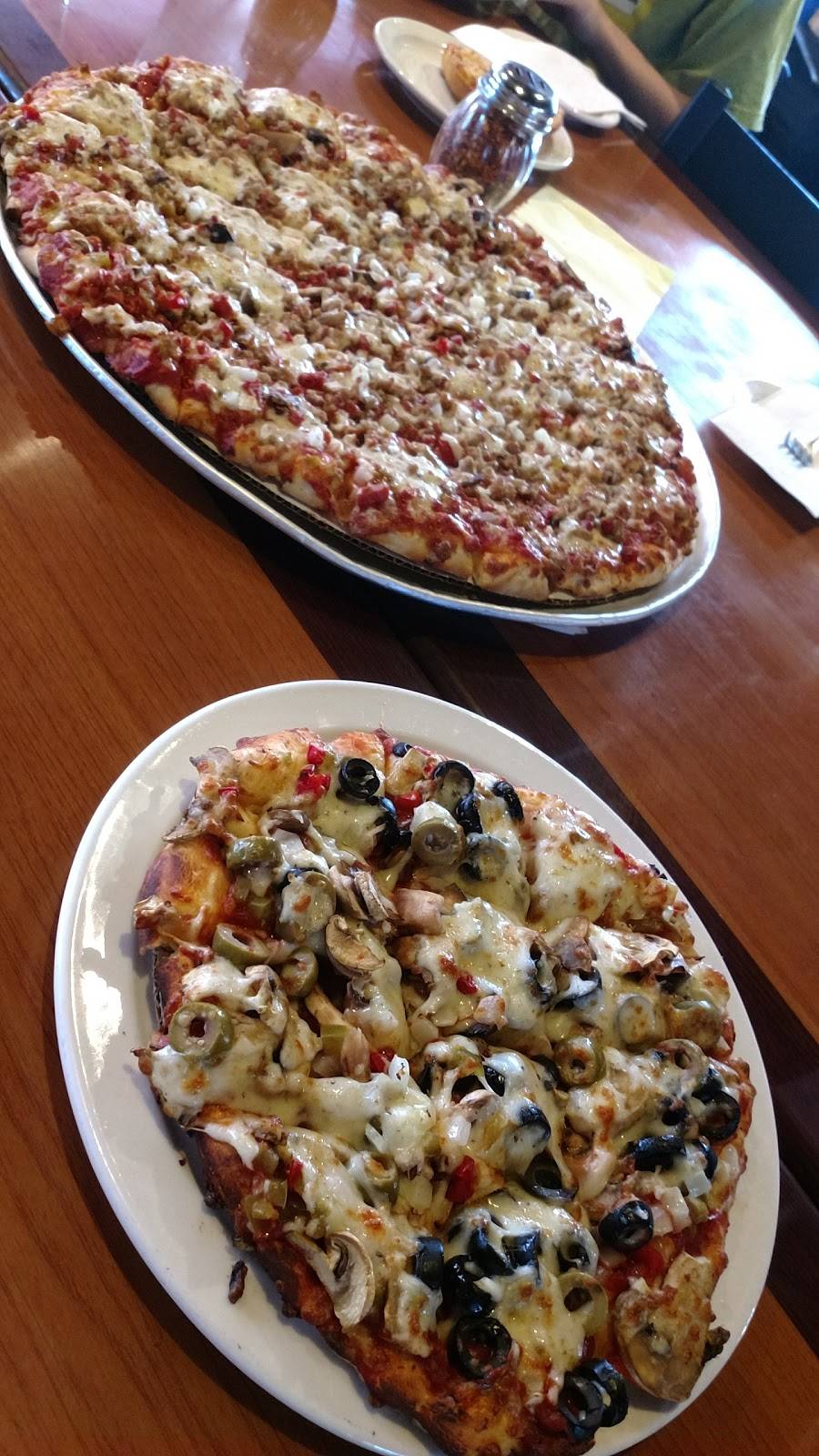 Pizza King | restaurant | 1206 N Wayne St, Angola, IN 46703, USA | 2606652134 OR +1 260-665-2134