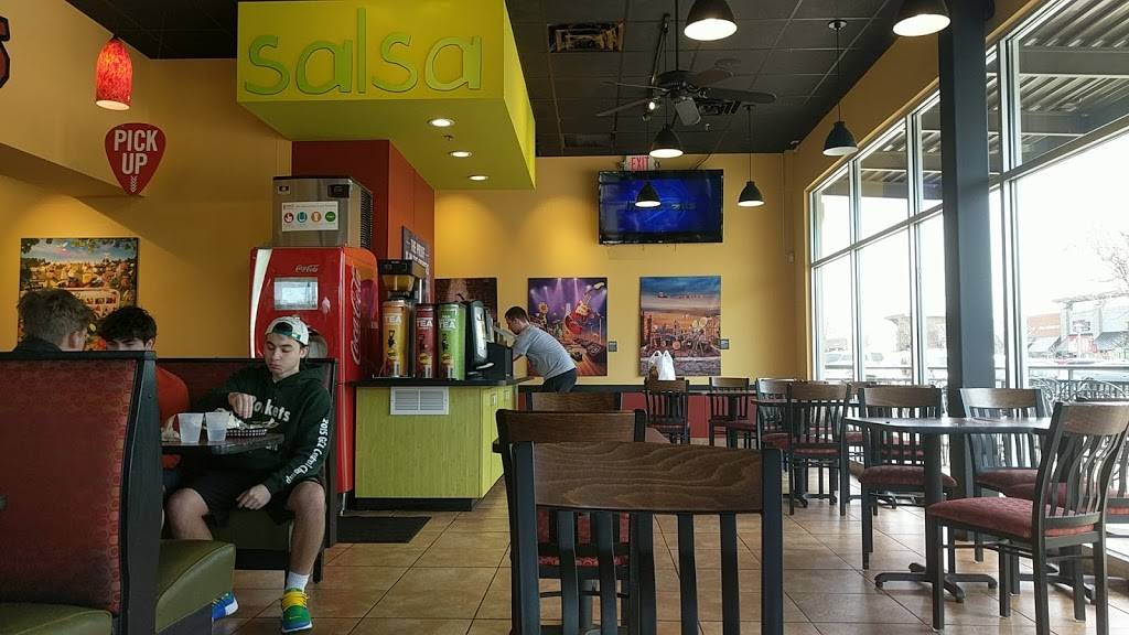 Moes Southwest Grill | restaurant | 7426 Beechmont Ave, Cincinnati, OH 45255, USA | 5132326400 OR +1 513-232-6400