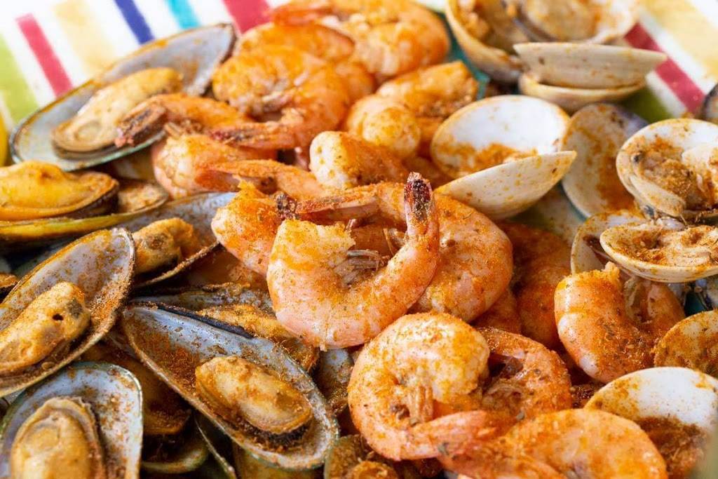 Crab House Co. | restaurant | 237 S Elliott Rd, Chapel Hill, NC 27514, USA | 9199039015 OR +1 919-903-9015