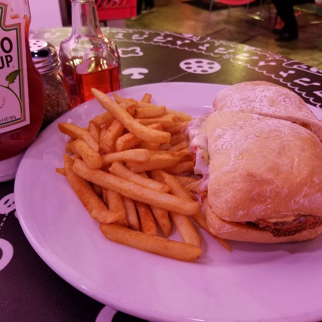 Delicious Pizza | restaurant | 7103, 6601 Sunset Blvd, Los Angeles, CA 90028, USA | 3234673840 OR +1 323-467-3840