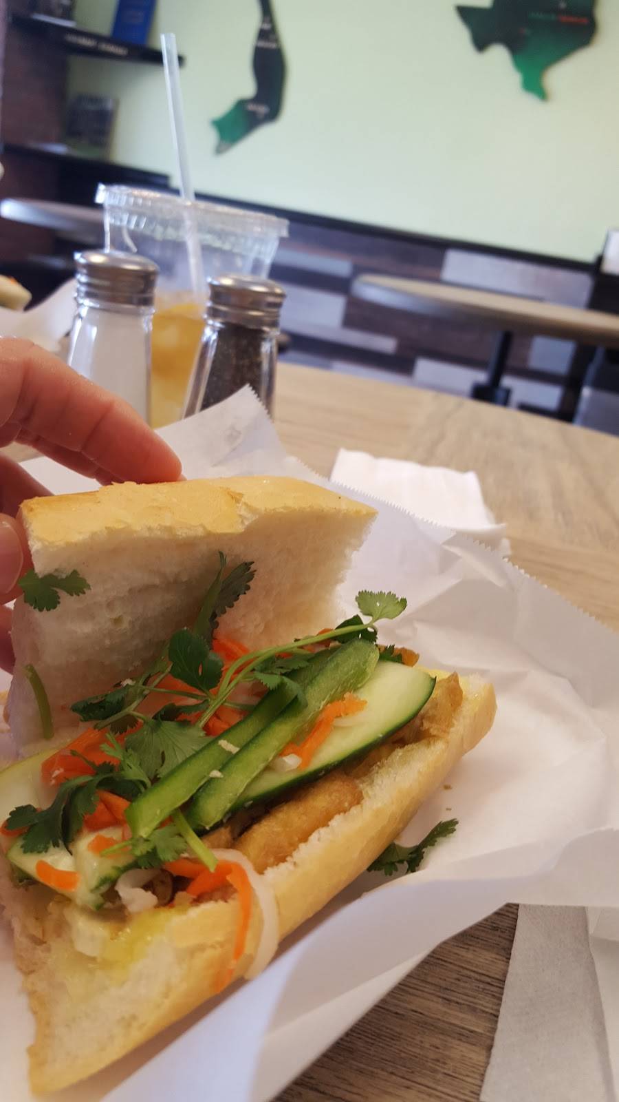 Healthy Banh Mi | restaurant | 539 I-30, Rockwall, TX 75087, USA | 4693141294 OR +1 469-314-1294