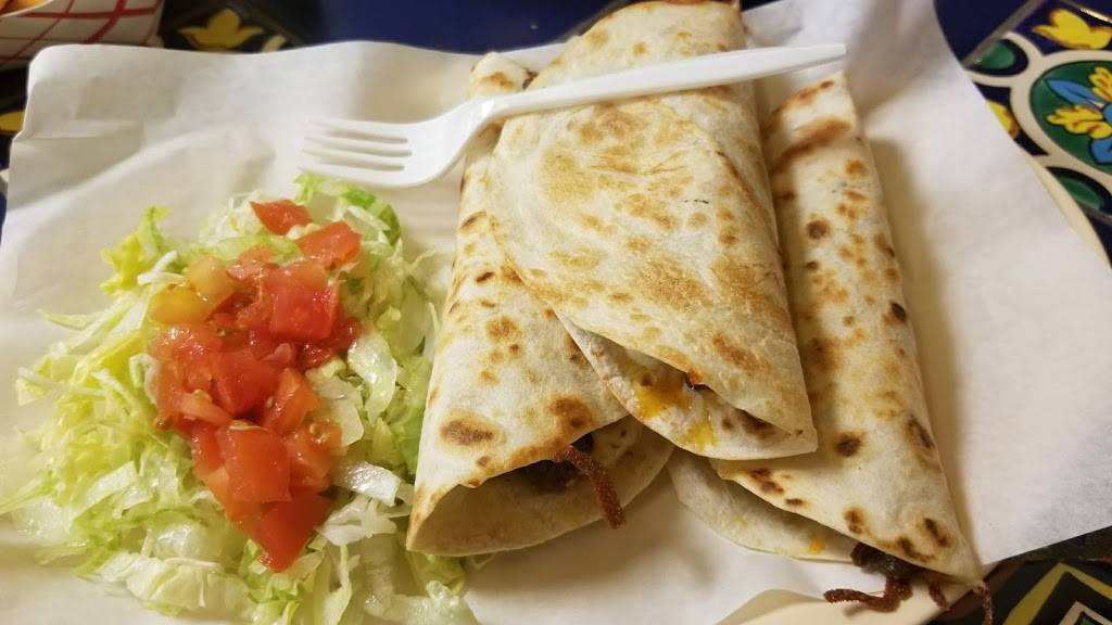 Burrito House | restaurant | 3718 N Elston Ave, Chicago, IL 60618, USA | 7732799111 OR +1 773-279-9111