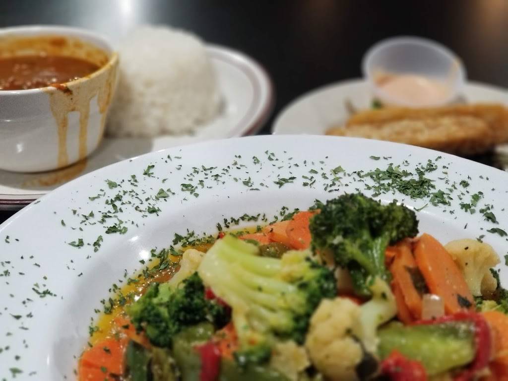 La Vaka Lokka | restaurant | 4402 Ash Ln, Dallas, TX 75223, USA | 9728633300 OR +1 972-863-3300