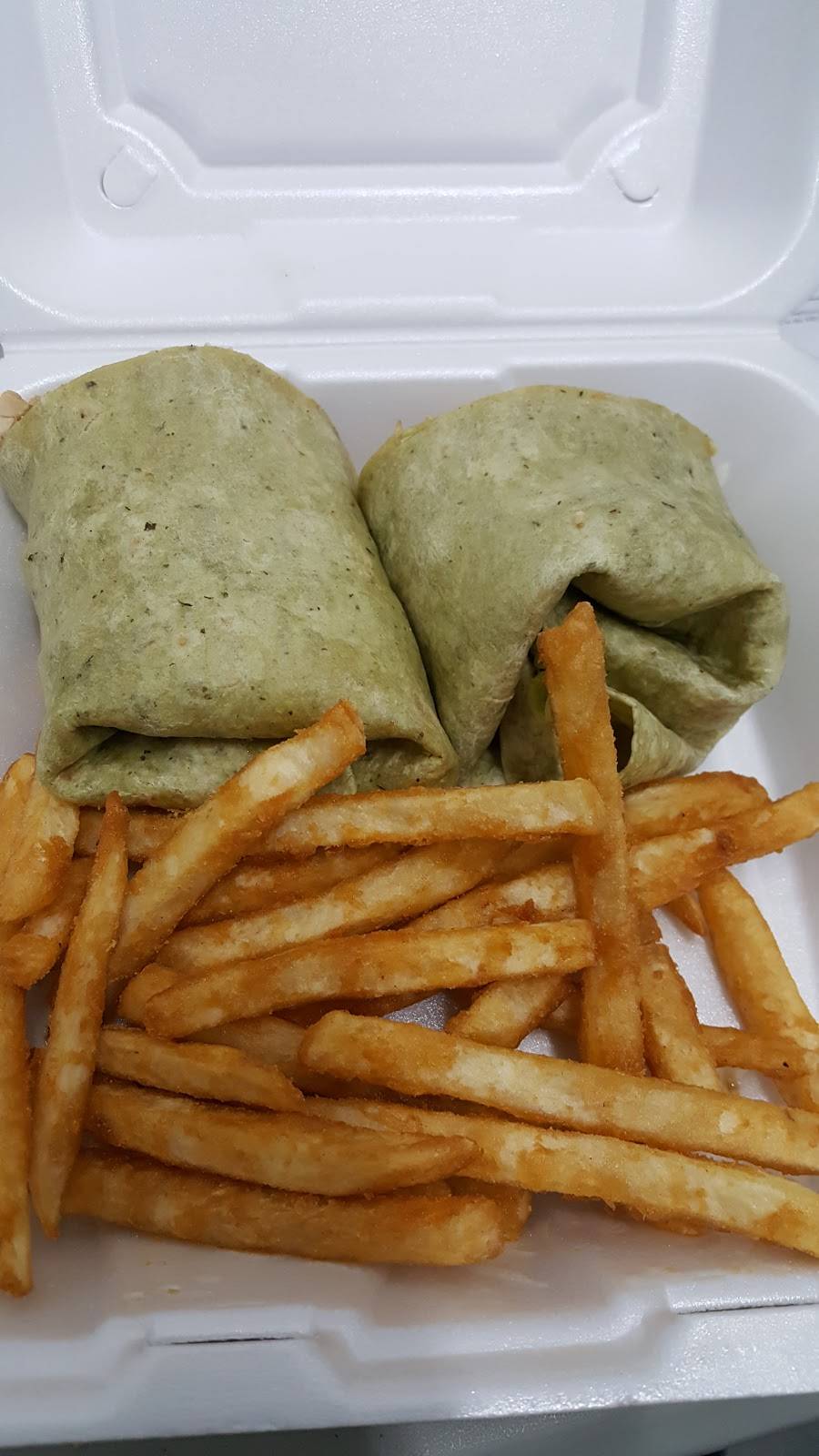 Home Town Pizza | restaurant | 47 Waterbury Rd, Prospect, CT 06712, USA | 2037585188 OR +1 203-758-5188