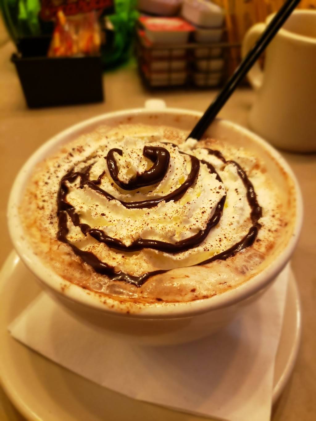 Mud Street Cafe Annex | restaurant | 28 S Main St, Eureka Springs, AR 72632, USA | 4792535399 OR +1 479-253-5399