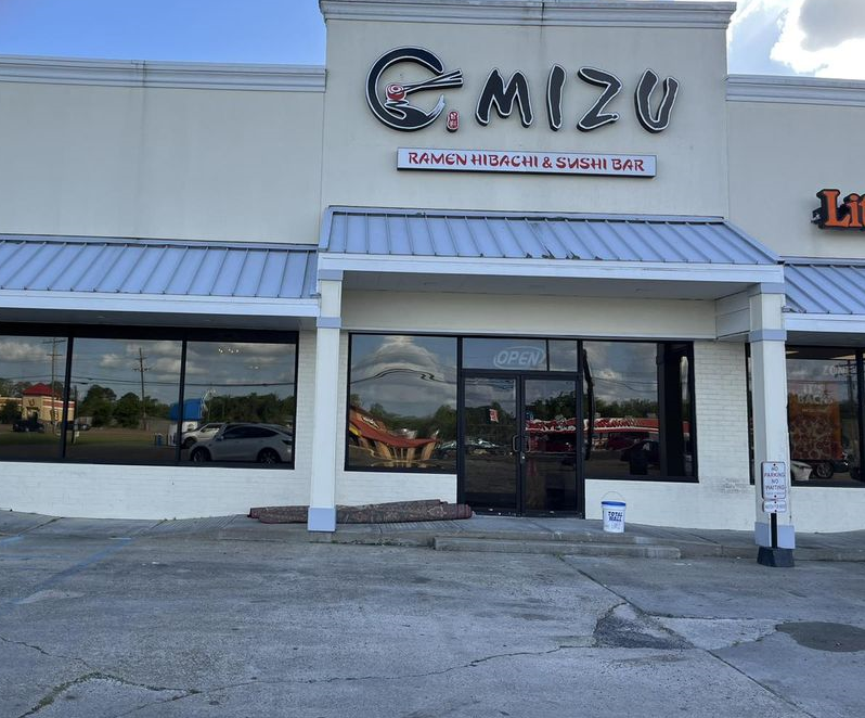 Sushi Mizu | meal takeaway | 722 E Admiral Doyle Dr, New Iberia, LA 70560, USA | 3373219060 OR +1 337-321-9060
