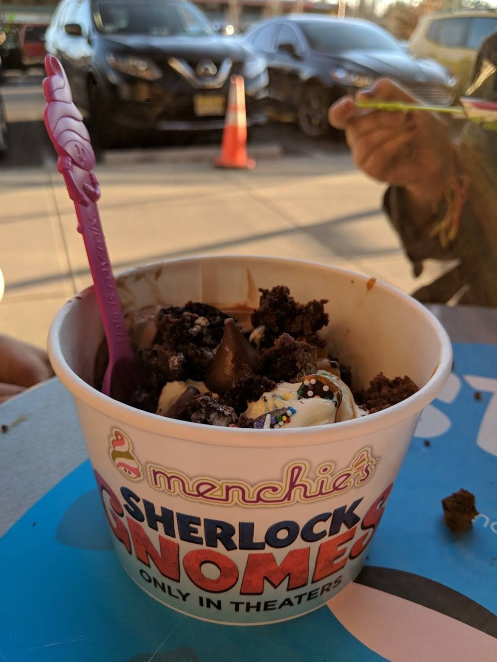 Menchies Frozen Yogurt | bakery | 14865 Main St, Bellevue, WA 98007, USA | 4256443035 OR +1 425-644-3035