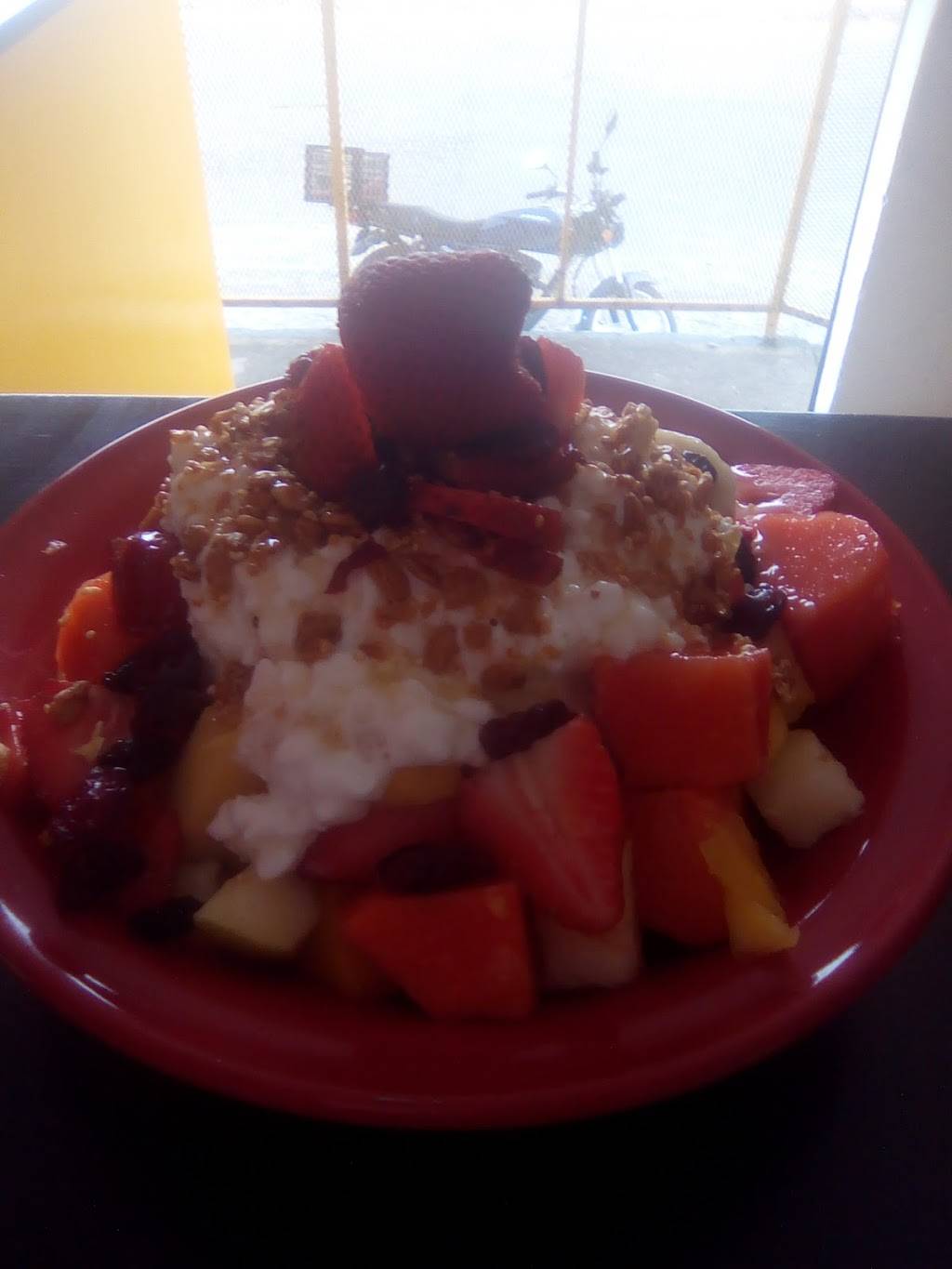 tortas y ensaladas mendoza | restaurant | 38a, Av Magnolias 2602, El Refugio, Tijuana, B.C., Mexico | 016645436337 OR +52 664 543 6337