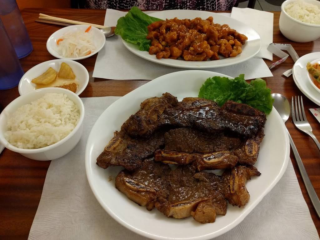 New Seoul Restaurant | restaurant | 721 N High Point Rd, Madison, WI 53717, USA | 6088293331 OR +1 608-829-3331
