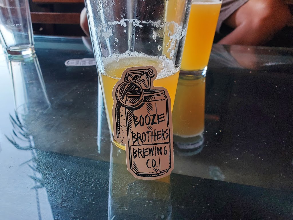 Pizza Bros | restaurant | 2545 Progress St, Vista, CA 92081, USA | 7602950217 OR +1 760-295-0217