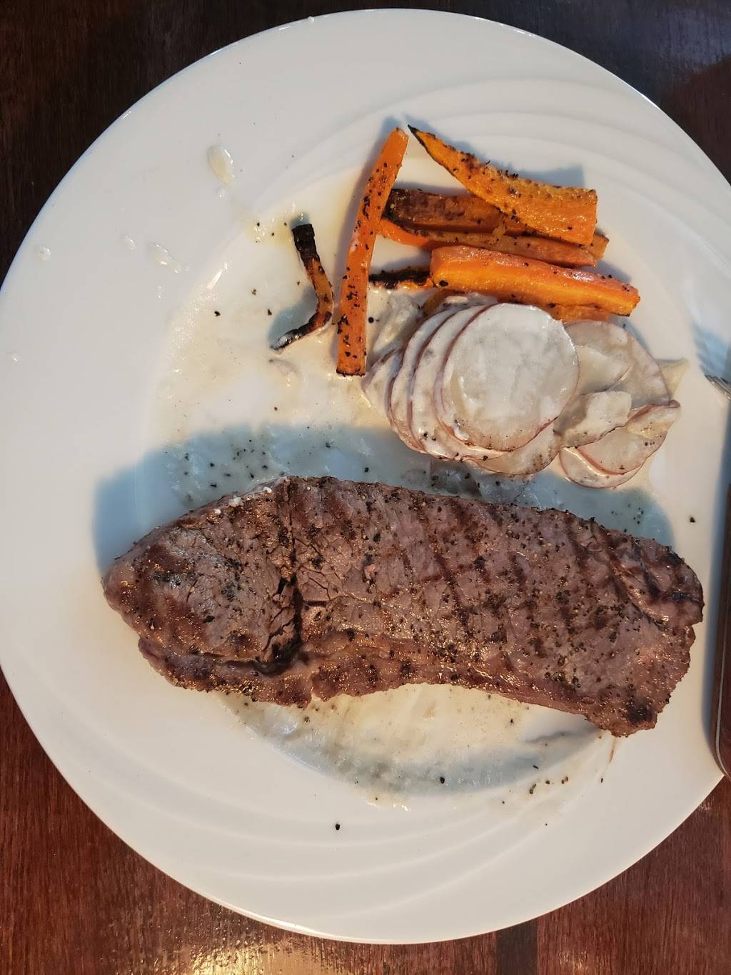 Grazer’s Chop House | restaurant | 200 Fort Pierpont Dr Suite 112, Morgantown, WV 26508, USA | 3043224201 OR +1 304-322-4201