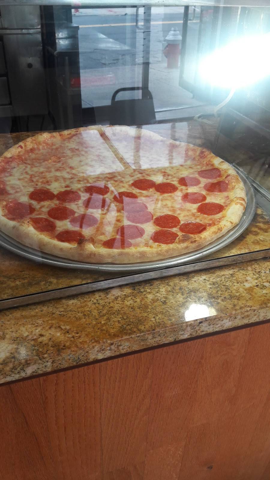 Georgios Pizzeria | restaurant | 1127, 337 West Side Ave, Jersey City, NJ 07305, USA | 2013321515 OR +1 201-332-1515