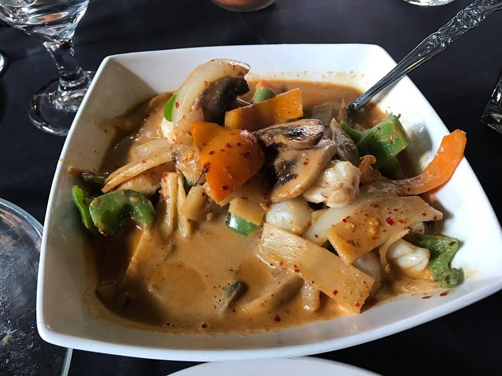 New Bangkok Cuisine | restaurant | 250 N Center St, Northville, MI 48167, USA | 2483447808 OR +1 248-344-7808