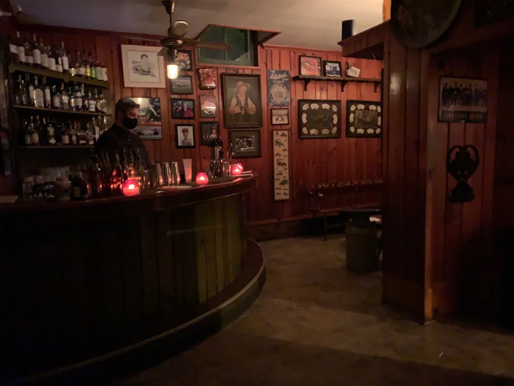 Siebkens Resort | restaurant | 284 S Lake St, Elkhart Lake, WI 53020, USA | 9208762600 OR +1 920-876-2600