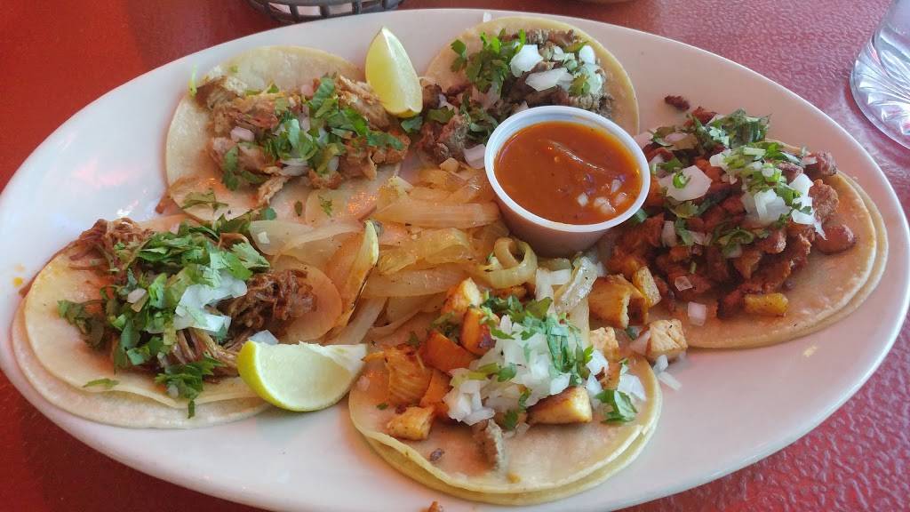 Papaya Mexican Grill | restaurant | 100 W Pioneer Pkwy, Arlington, TX 76010, USA | 6822383073 OR +1 682-238-3073