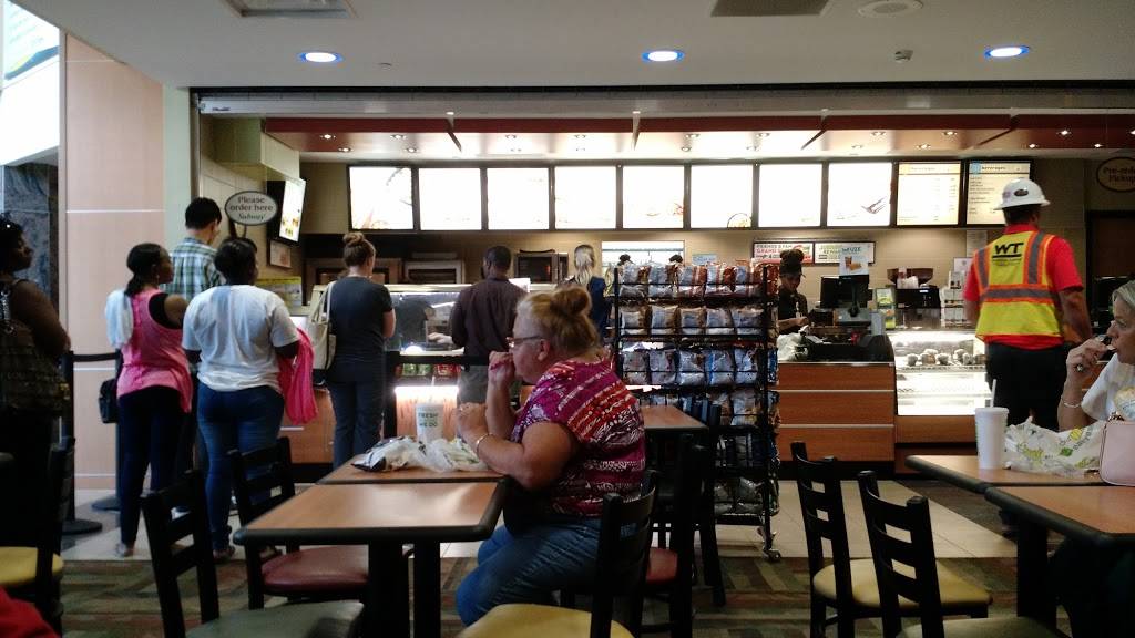 Subway | restaurant | 600 Gresham Dr, Norfolk, VA 23507, USA | 7573511731 OR +1 757-351-1731