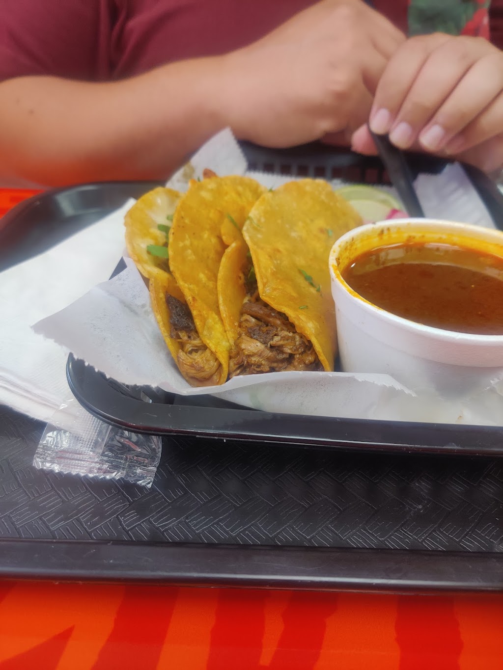 Mikes Red Tacos | restaurant | 4310 Genesee Ave Suite 104, San Diego, CA 92117, USA | 8587374299 OR +1 858-737-4299