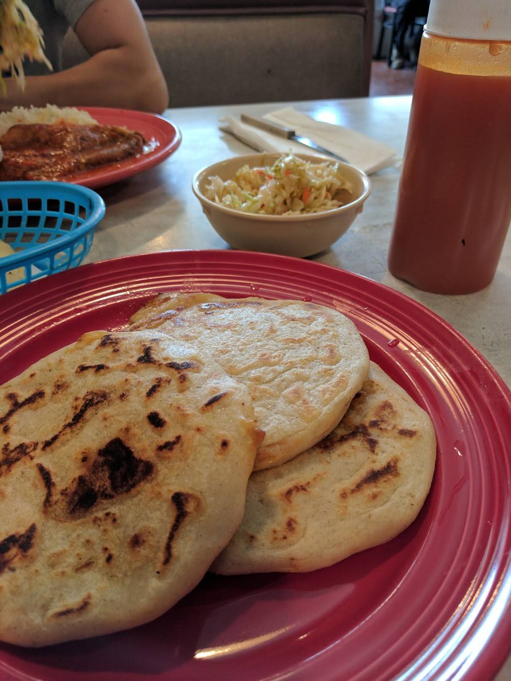 Golfo DE Fonseca Restaurant | restaurant | 808 N Vermont Ave, Los Angeles, CA 90029, USA | 3236602812 OR +1 323-660-2812