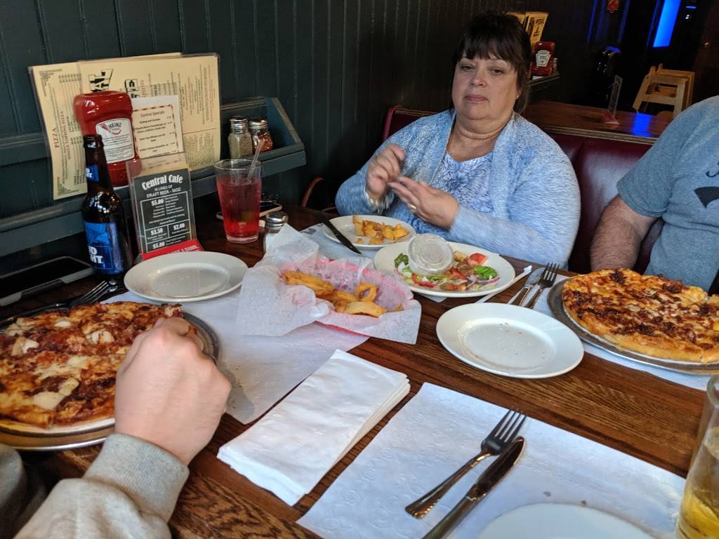 Central Cafe | restaurant | 254 Center St, Middleborough, MA 02346, USA | 5089479830 OR +1 508-947-9830