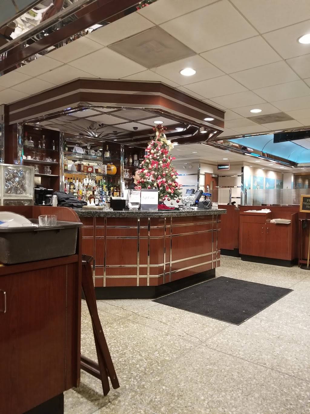 Towson Diner | restaurant | 718 York Rd, Towson, MD 21204, USA | 4103210407 OR +1 410-321-0407