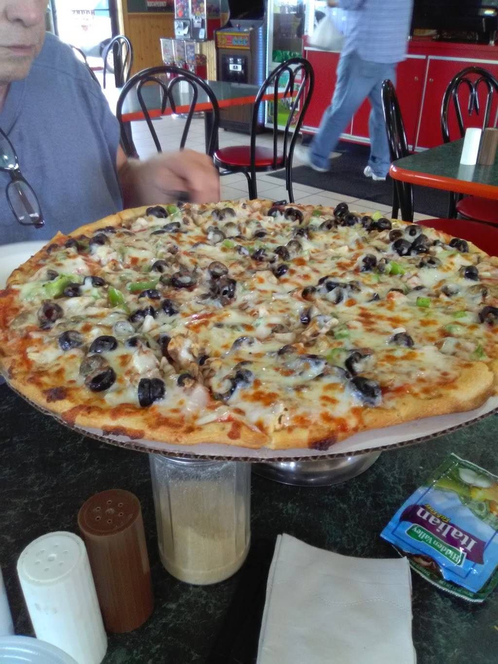Mancinos Pizza & Grinders | restaurant | 217 National Rd W, Richmond, IN 47374, USA | 7659661166 OR +1 765-966-1166