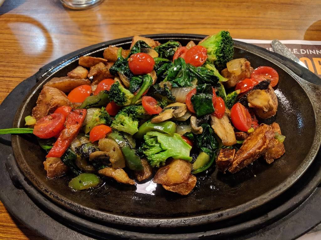 Dennys | restaurant | 2005 N Main St, Salinas, CA 93906, USA | 8314493523 OR +1 831-449-3523