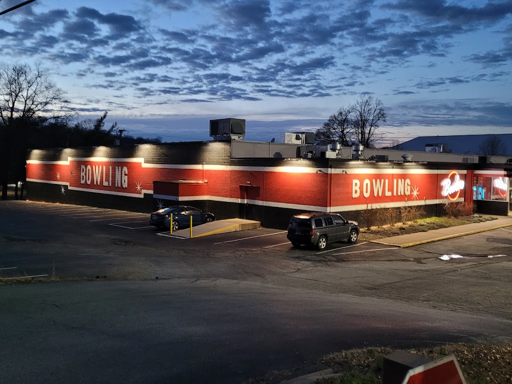 Bowlero Greenville | restaurant | 740 S Pleasantburg Dr, Greenville, SC 29607, USA | 8642425764 OR +1 864-242-5764