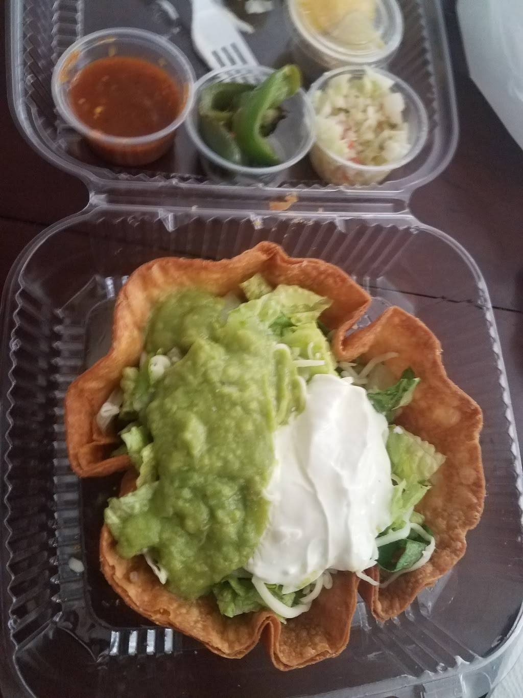 Taqueria Castillo | restaurant | 12512 Yosemite Blvd, Waterford, CA 95386, USA | 2098744711 OR +1 209-874-4711