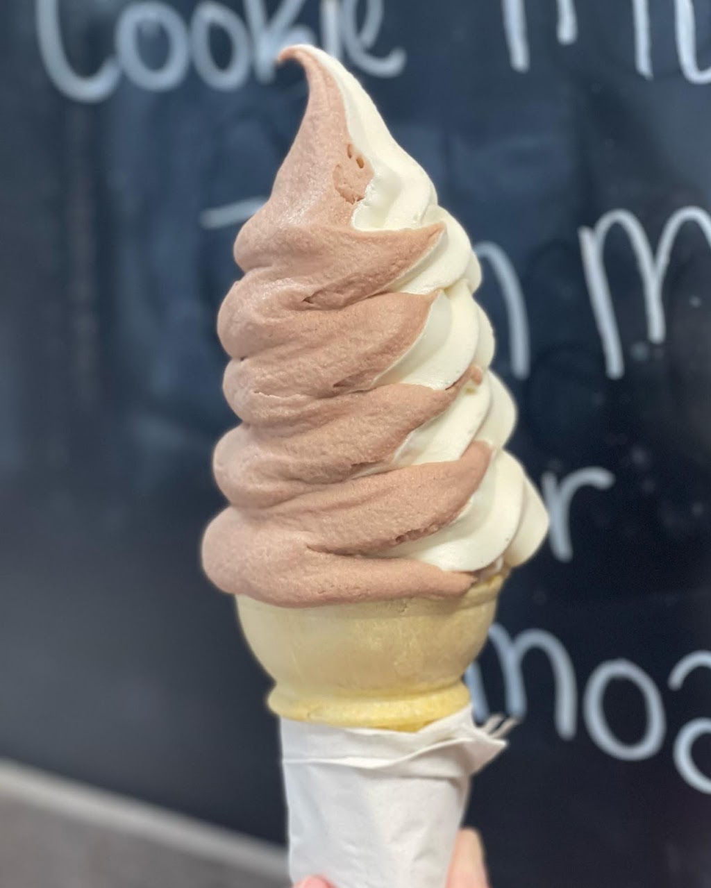 Serv-A-Burger | restaurant | 907 Fifth Ave, Sandpoint, ID 83864, USA | 2082636620 OR +1 208-263-6620