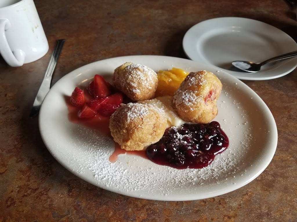 Huckleberrys | restaurant | 300 5 Cities Dr, Pismo Beach, CA 93449, USA | 8057734117 OR +1 805-773-4117