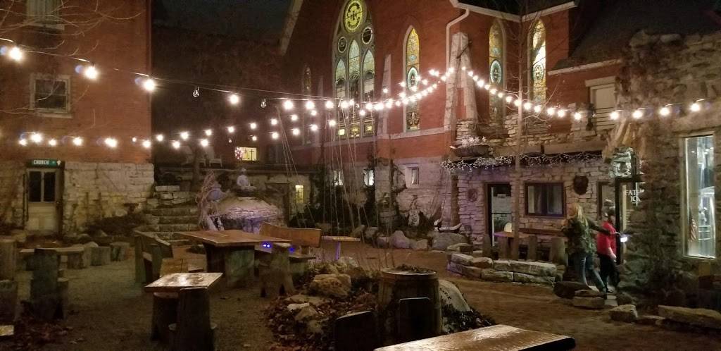 Father Johns | restaurant | 301 W Butler St, Bryan, OH 43506, USA | 4196331313 OR +1 419-633-1313