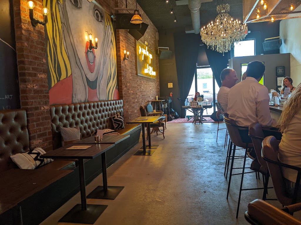 The Fitz Bar & Lounge | restaurant | 503 SW 2nd Ave, Fort Lauderdale, FL 33301, USA | 9542248022 OR +1 954-224-8022