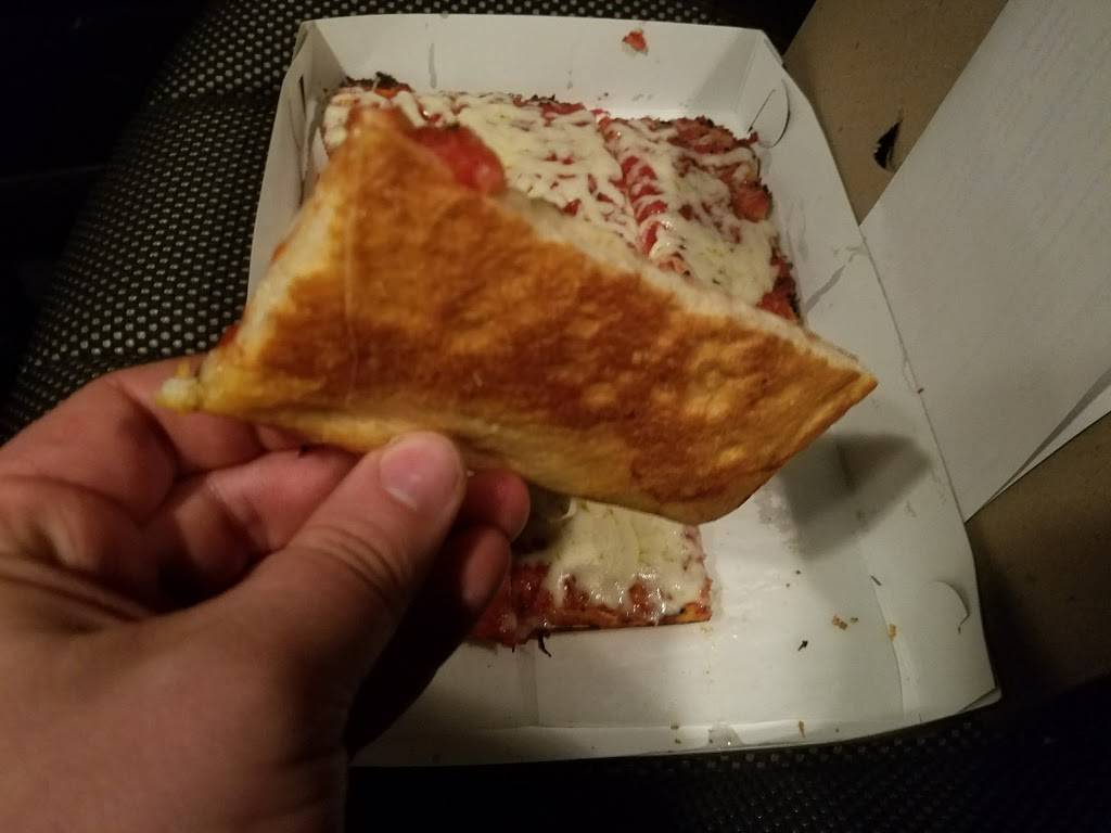 Elio Gs Pizza | restaurant | 843 S Main St, Old Forge, PA 18518, USA | 5704574992 OR +1 570-457-4992