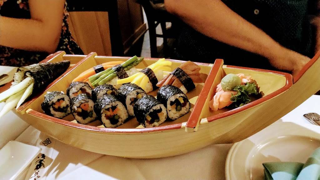 Sushi Thai Garden | restaurant | 44 Phila St, Saratoga Springs, NY 12866, USA | 5185800900 OR +1 518-580-0900