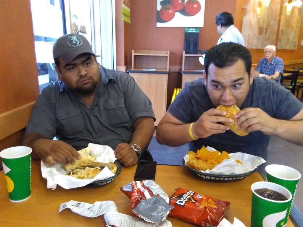 Subway Restaurants | restaurant | 8002 Callaghan Rd, San Antonio, TX 78230, USA | 2103490605 OR +1 210-349-0605