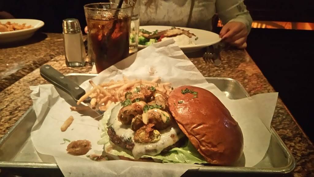 BJs Restaurant & Brewhouse | restaurant | 2514 W International Speedway Blvd, Daytona Beach, FL 32114, USA | 3862262005 OR +1 386-226-2005