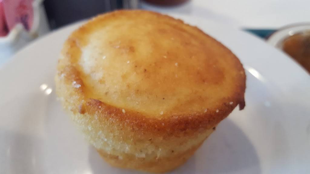 Francos Restaurant & Catering | restaurant | 5014, 3300 Dixie Hwy, Louisville, KY 40216, USA | 5024488044 OR +1 502-448-8044