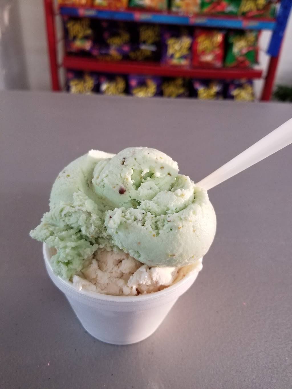 La Real Michoacana | meal takeaway | 4539 Aldine Mail Rte Rd, Houston, TX 77039, USA | 2814427297 OR +1 281-442-7297