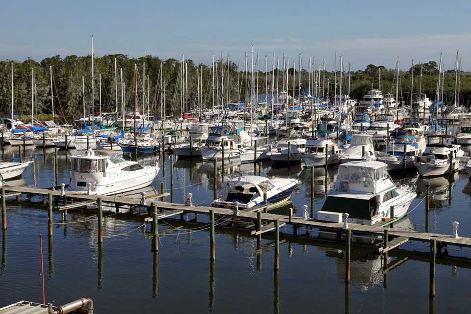 Harbortown Marina - Canaveral | restaurant | 2700 Harbortown Dr, Merritt Island, FL 32952, USA | 3214530160 OR +1 321-453-0160