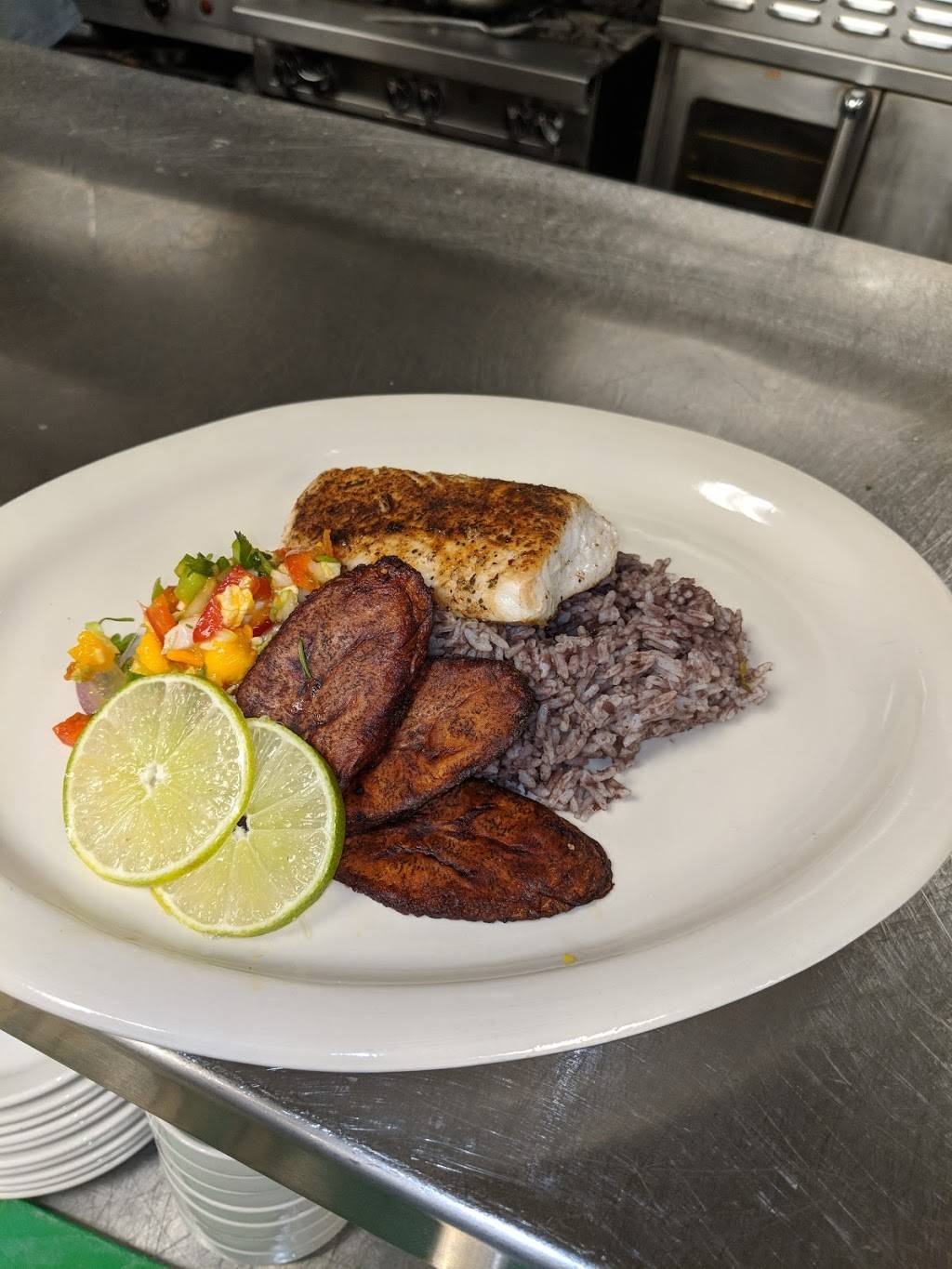 Sean Ryan Pub | restaurant | 2019 14th Ave, Vero Beach, FL 32960, USA | 7722172183 OR +1 772-217-2183