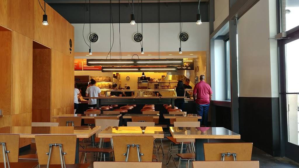 Chipotle Mexican Grill | restaurant | 6267 Wilson Mills Rd Unit A, Highland Heights, OH 44143, USA | 4407200501 OR +1 440-720-0501