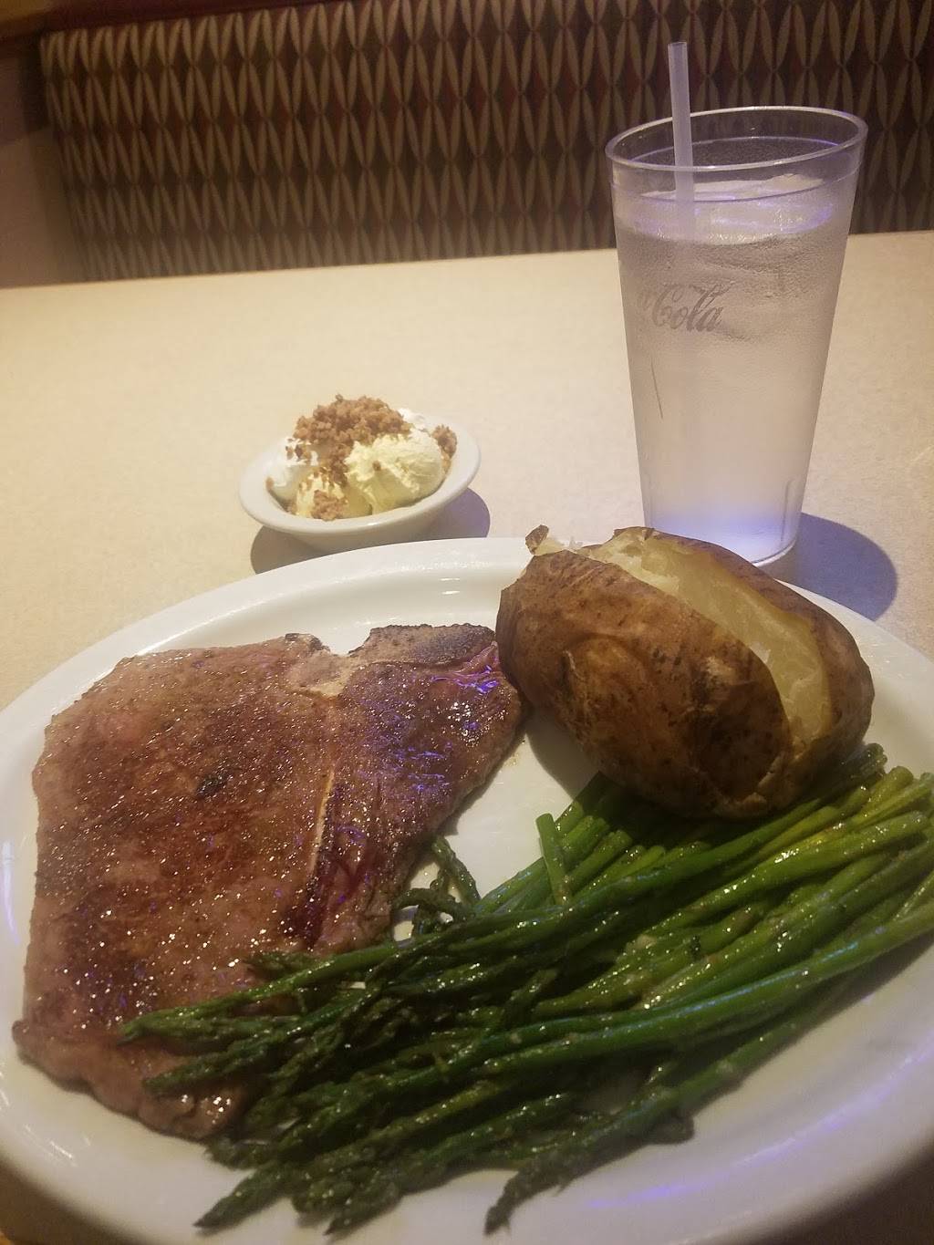 Buddies Sports Bar & Grill | restaurant | 18520 SW Farmington Rd, Aloha, OR 97007, USA | 5036425151 OR +1 503-642-5151