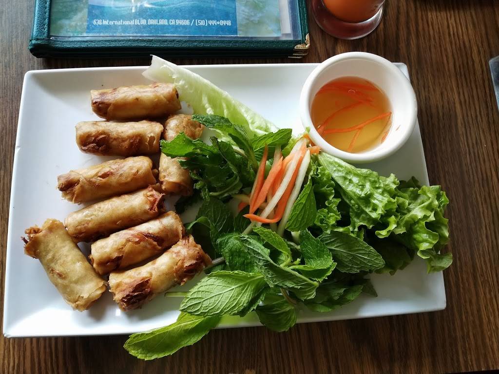 Pho King | restaurant | 207 E 18th St, Oakland, CA 94606, USA | 5104440448 OR +1 510-444-0448